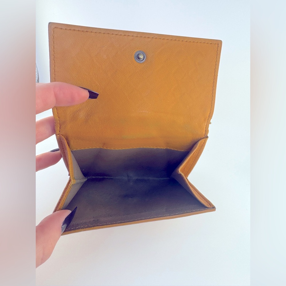 Bottega Veneta Intrecciato Bifold Wallet Cognac Leather 2011 Rare Colorway AUTH - Picture 10 of 16